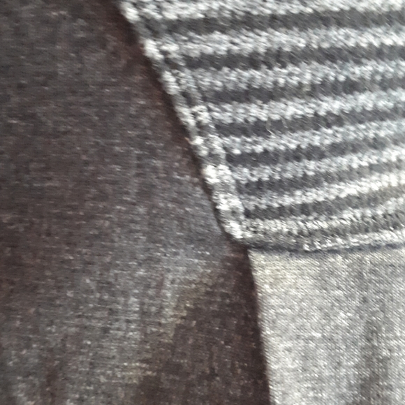 Lululemon power technique tank size 6 belly hider - Picture 5 of 8